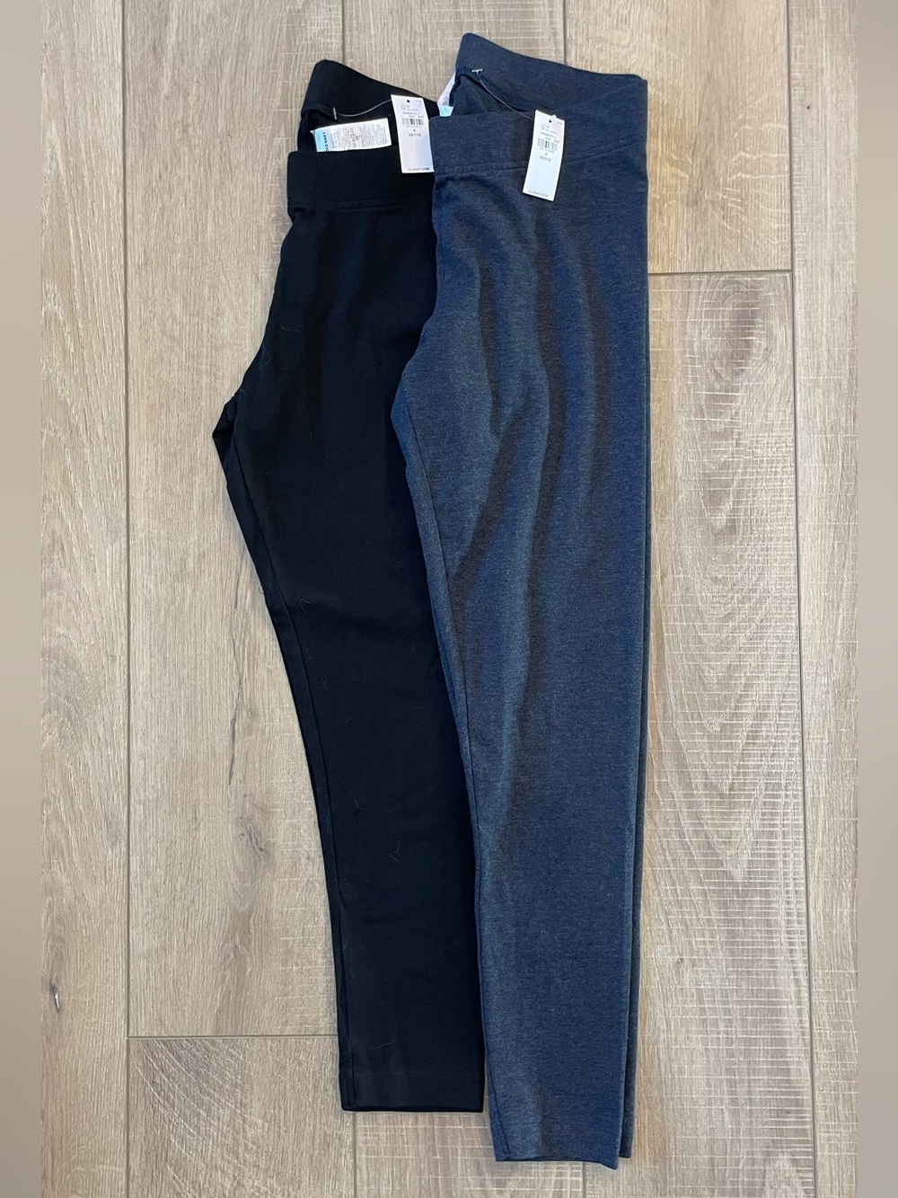 Brand New Old Navy Women's Leggings Pack - Black & Navy